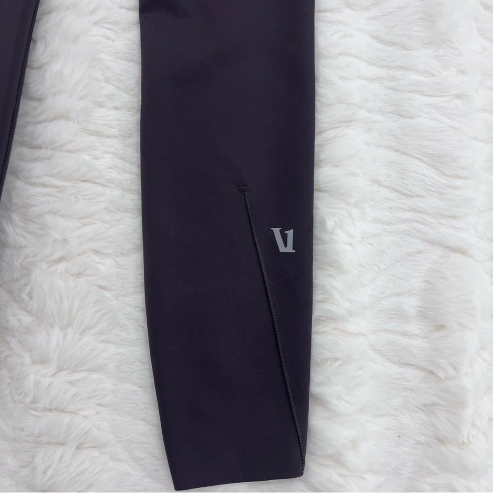 Vuori Purple Evolve Leggings - Picture 7 of 7